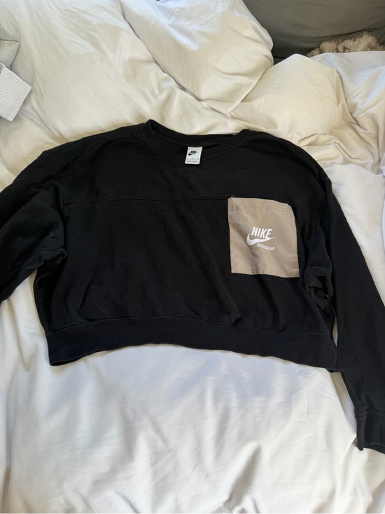 Nike Tops - Nike Black T-Shirt with White Logo Tag